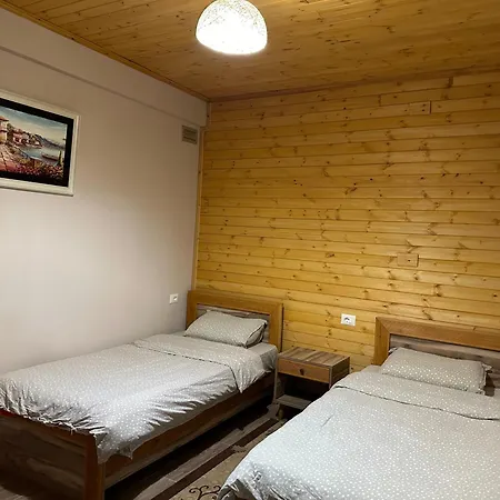 Holiday home Bujtina Shqau *