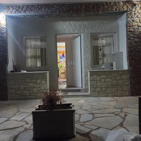Bujtina Shqau Сasa de vacaciones